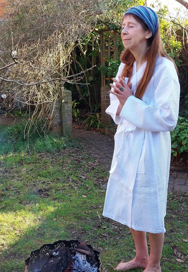 Pilgrims Of The Goddess Bed & Breakfast Glastonbury Eksteriør bilde