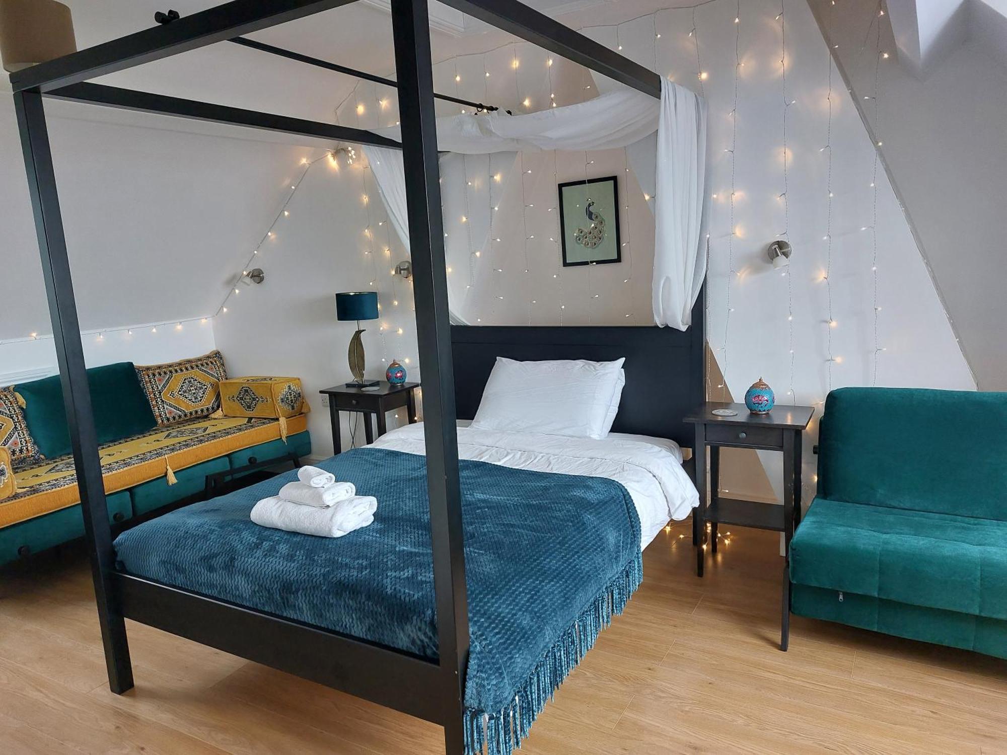 Pilgrims Of The Goddess Bed & Breakfast Glastonbury Eksteriør bilde
